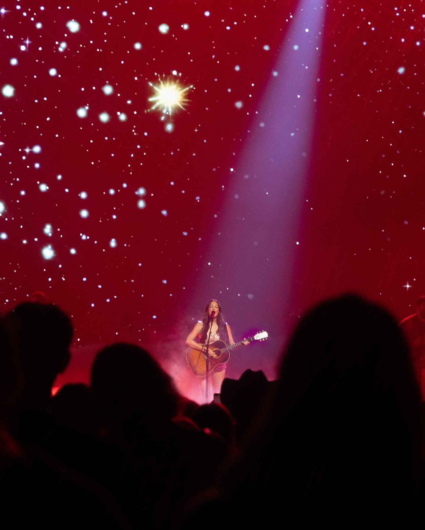 KACEY MUSGRAVES PECHANGA ARENA shot for jampak.io .first arena show thank god for the point and shoot.shoutout to elfeg